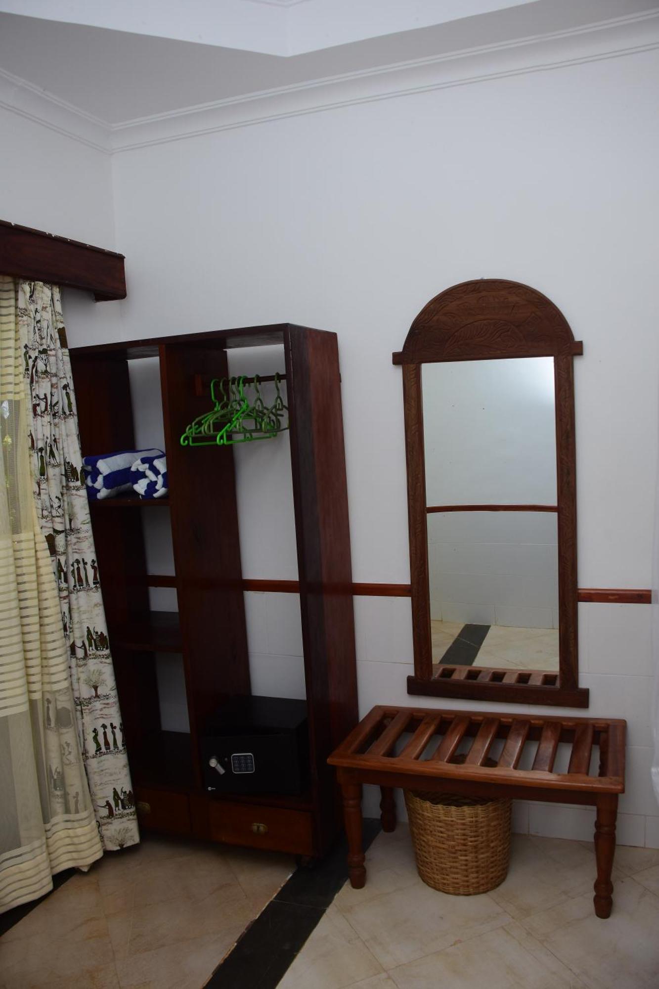 Mnarani Beach Cottages Nungwi Bagian luar foto
